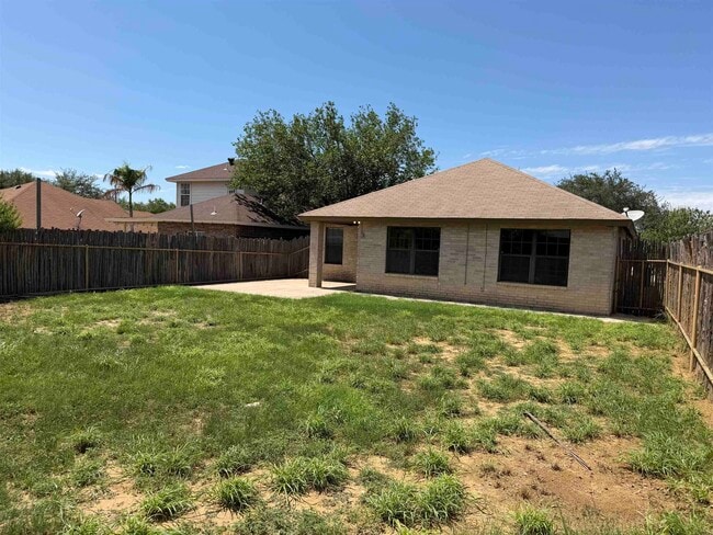 Building Photo - 1513 Sweden Ln