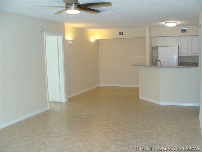 Building Photo - 4245 S 57th Ave