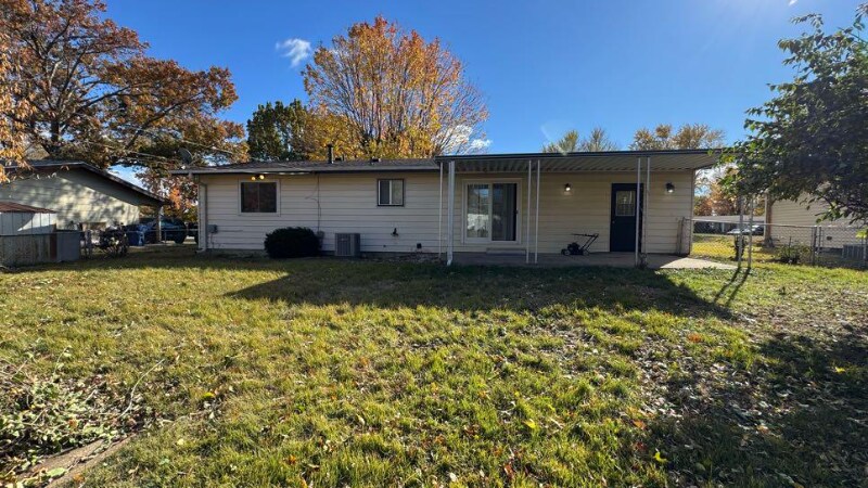 Building Photo - 1615 Central Pkwy