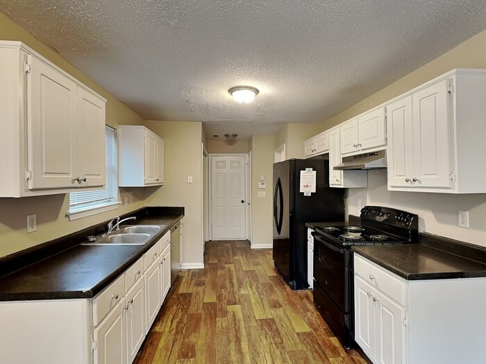 Building Photo - 1621 Isleworth Cir