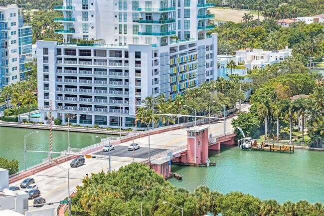 Building Photo - 6365 Collins Ave