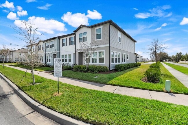 Building Photo - 3270 Water Sprite St