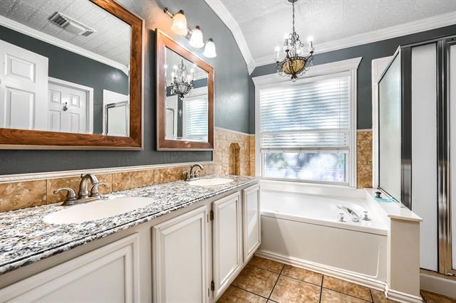 Building Photo - 1813 Newton Dr