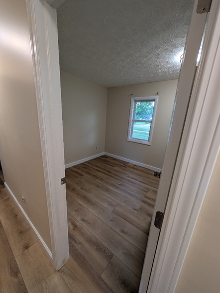 Building Photo - 17 Sheldon Rd