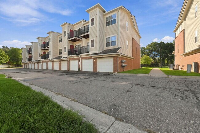 Building Photo - 113 Legato Dr