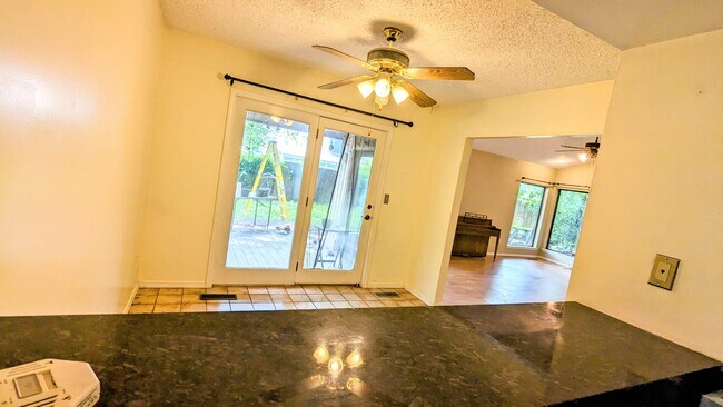 Building Photo - 7720 S Lakewood Ave