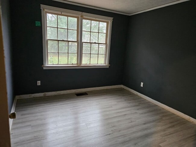 Building Photo - 2216/8 Palmetto St.