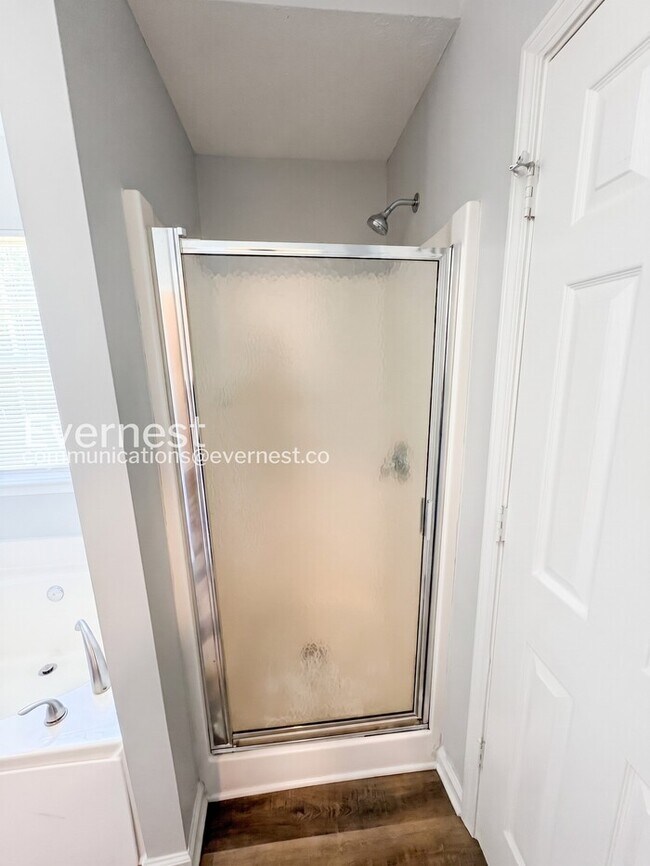 Building Photo - 459 Sawtooth Ln