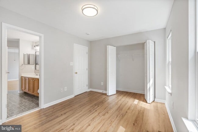 Building Photo - 26091 Lands End Dr
