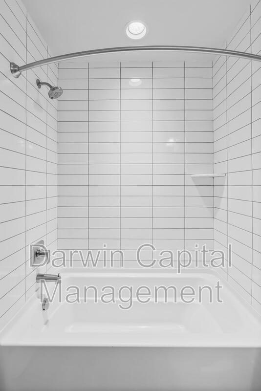 Building Photo - 385 N Tuckahoe Rd