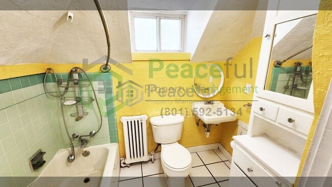 Building Photo - 347 S 800 E