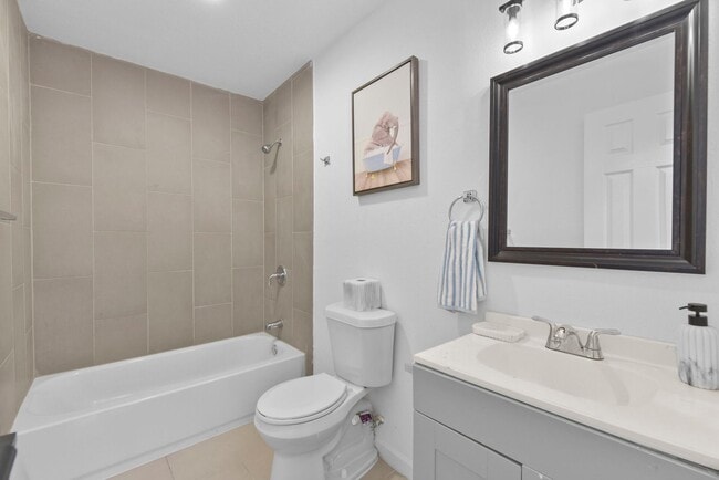 Building Photo - BEAUTIFUL HOME IN HOUSTON. MOVE IN READY!.