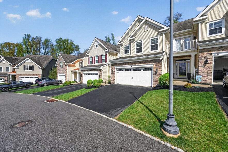 Building Photo - 3549 Muirwood Dr