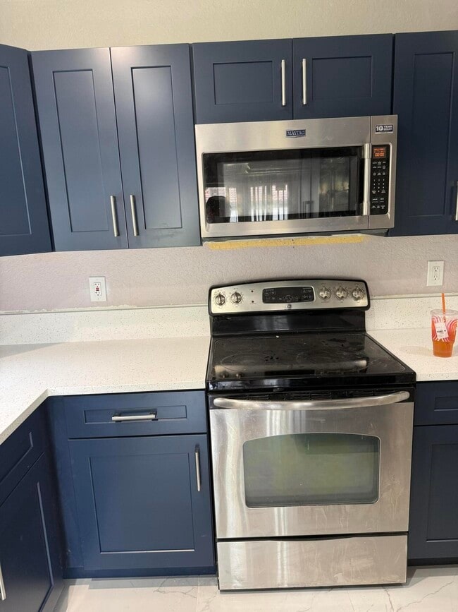 Building Photo - 9831 NW 24th St