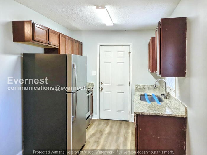 Building Photo - 931 Carrington Dr