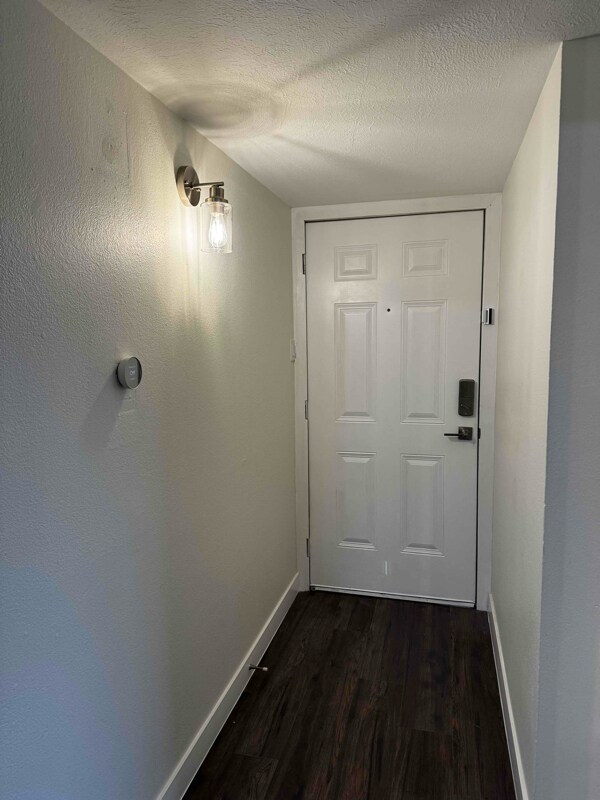 Building Photo - 170 De Chantle Rd