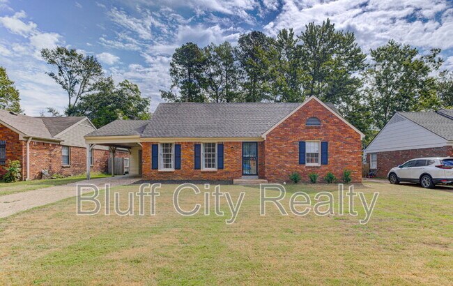 Building Photo - 1620 Sterling Dr