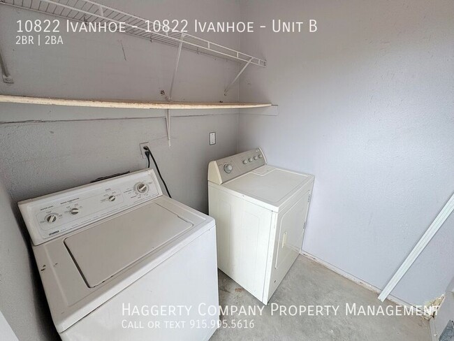 Building Photo - East El Paso 2bed/1.5 Townhome Refrig A/C