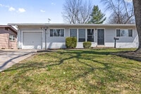 Building Photo - 250 Coteau Ln
