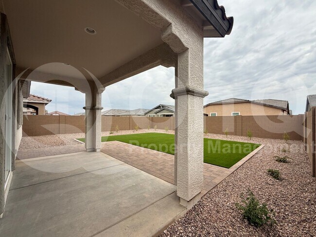 Building Photo - 20900 S 231st Way