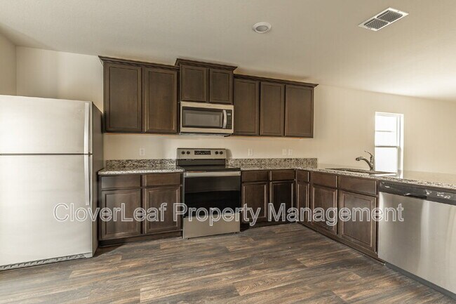 Building Photo - 712 Shoal Crk
