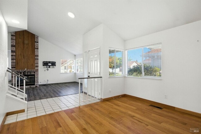 Building Photo - 1424 Dandelion Way