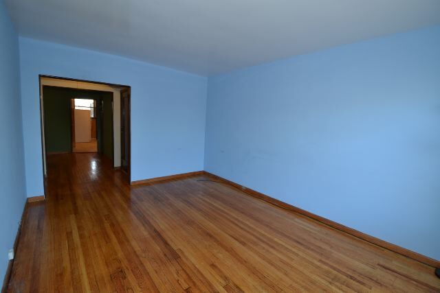 Building Photo - 3243 N Damen Ave