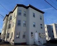 Building Photo - 131 5th St