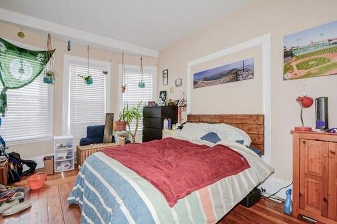 Bedroom3 - 16 Falkland St