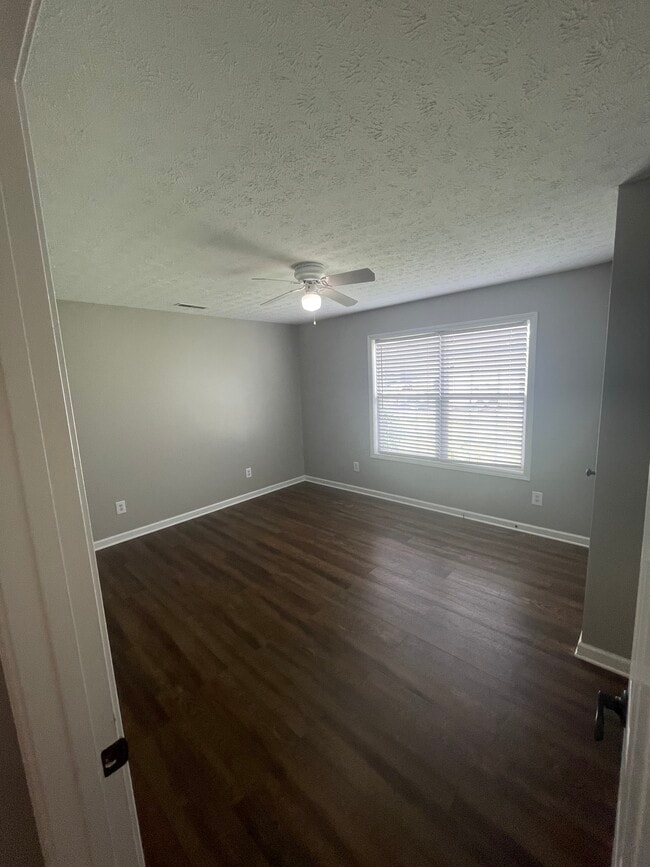 Building Photo - 1432 Trillium Ln