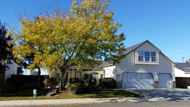 Building Photo - 4353 S Wildbrook Ave