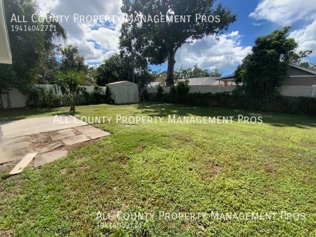 Building Photo - 5425 San Jose Dr