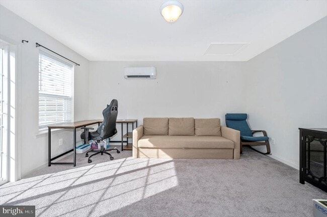 Building Photo - 7780 Dagny Wy