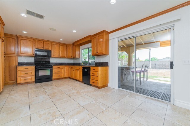 Building Photo - 3255 Bighorn Cir