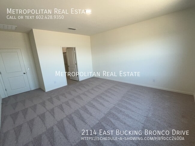 Building Photo - 2114 Bucking Bronco Dr