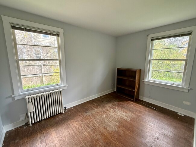 Building Photo - 8 N Harrison St