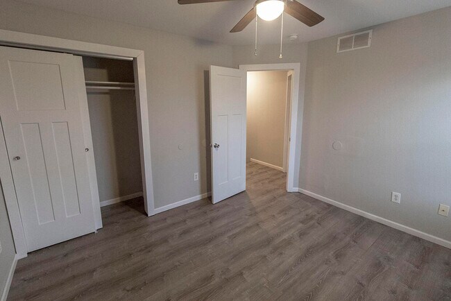 Building Photo - 5301 Currituck Ln