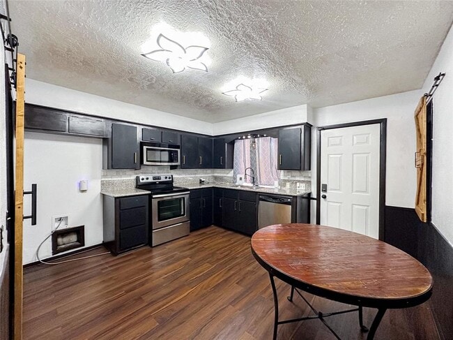 Building Photo - 4713 N Cashel Cir