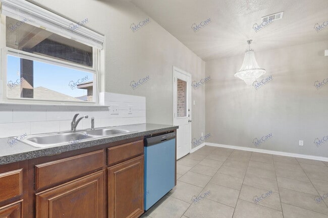 Building Photo - 8412 Weeping Cherry Ln