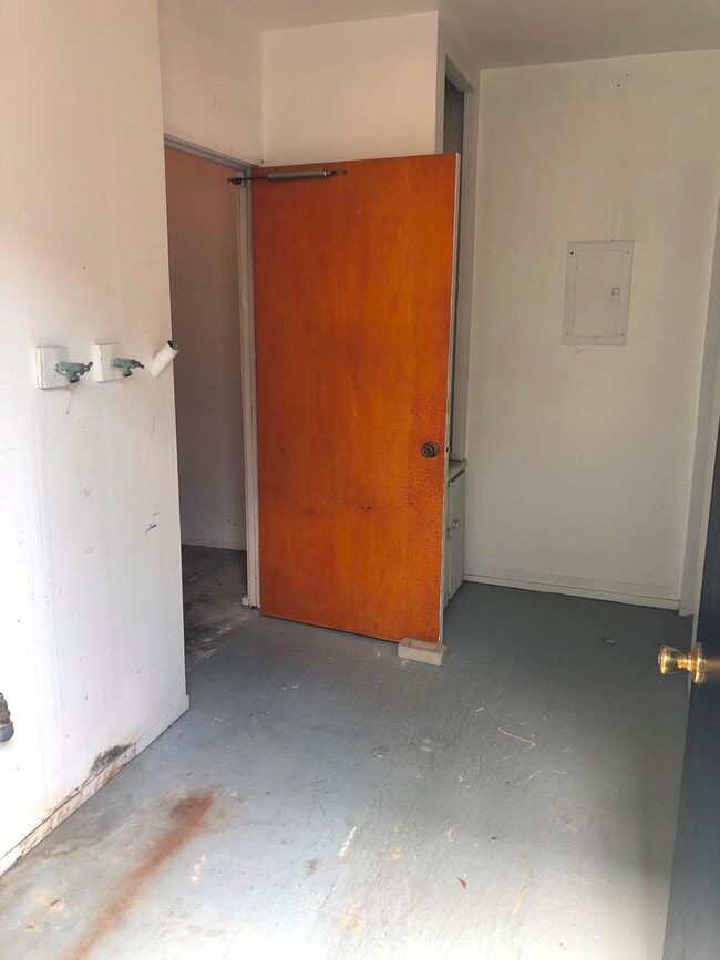 Building Photo - Upstairs Unit in CDM, 6/20/25.