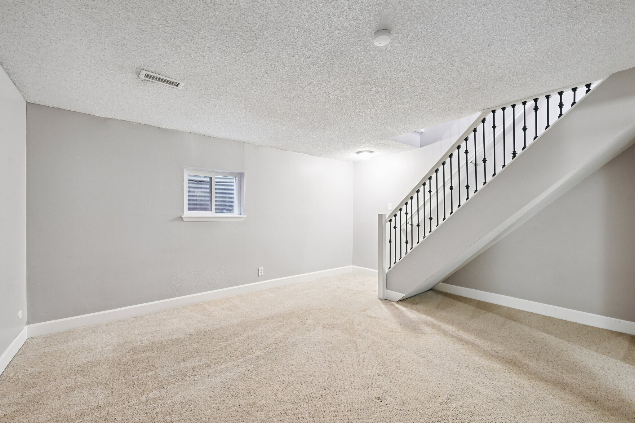 Building Photo - 13988 E Utah Cir