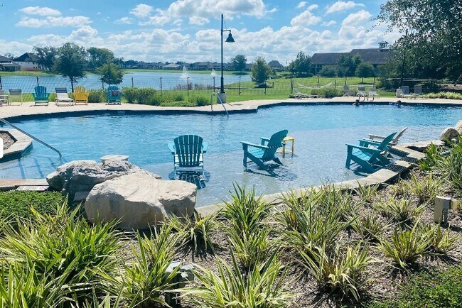 Building Photo - 9419 Starlight Oak Dr