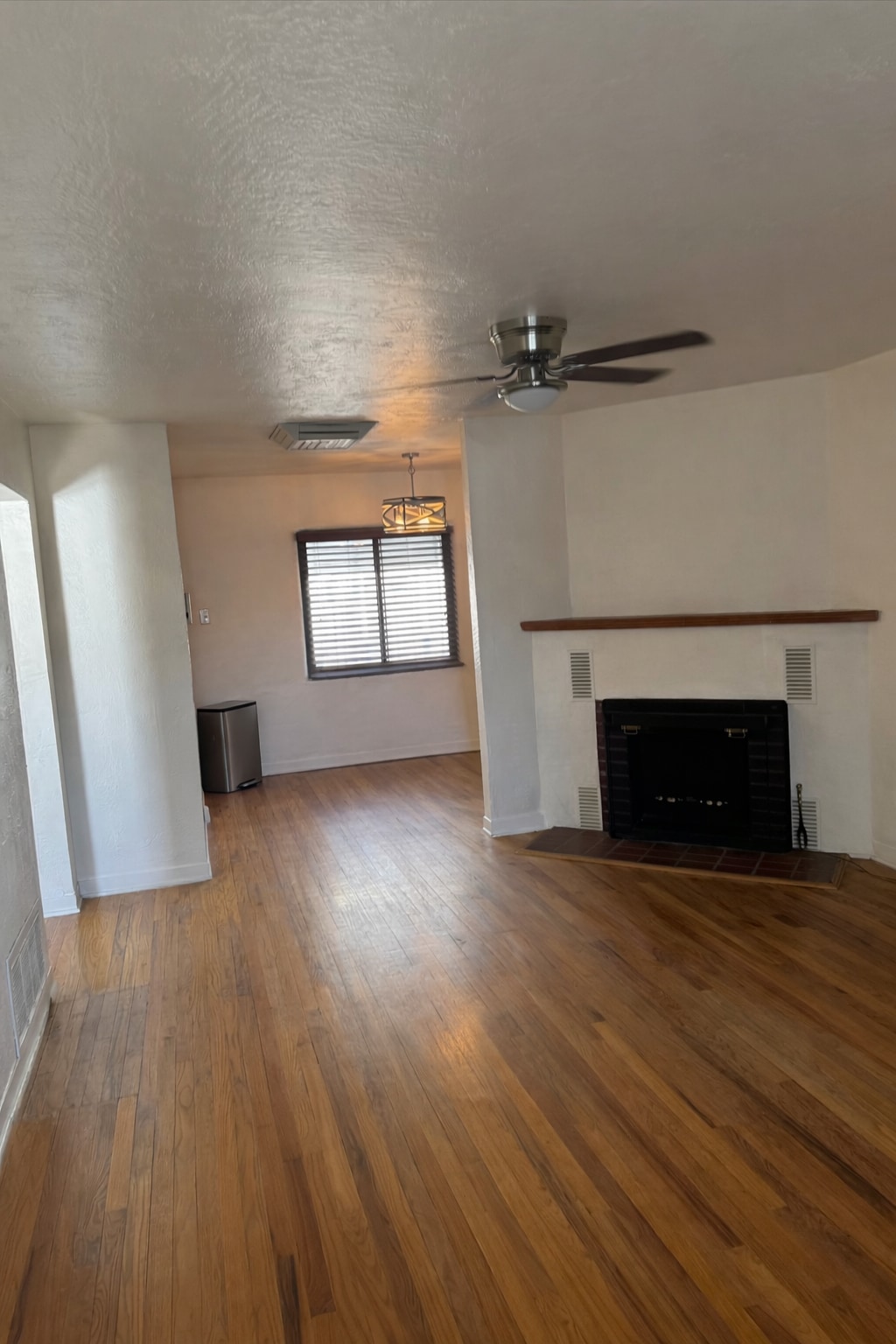 Building Photo - 2113 Madeira Dr NE