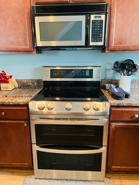 New stove - 709 Elton Ave