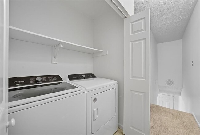 Building Photo - 6615 Sienna Ct