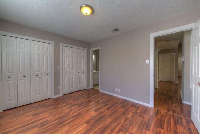 Building Photo - 11617 Pearwood Pl
