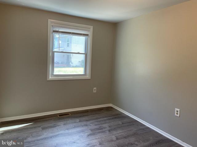 Building Photo - 538 Daisy Dr