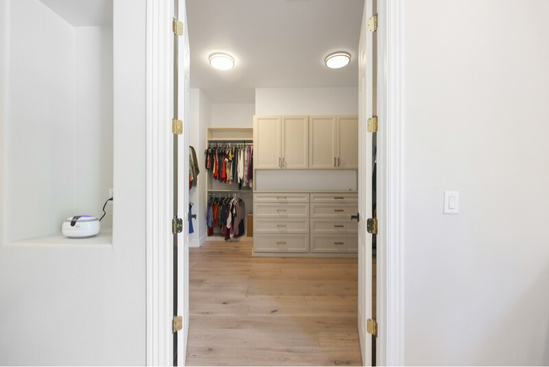 Building Photo - 13214 W Rancho Dr