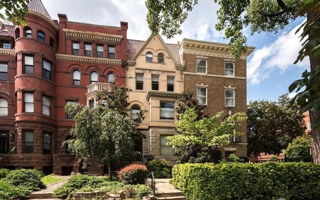 Building Photo - 2032 16th St NW