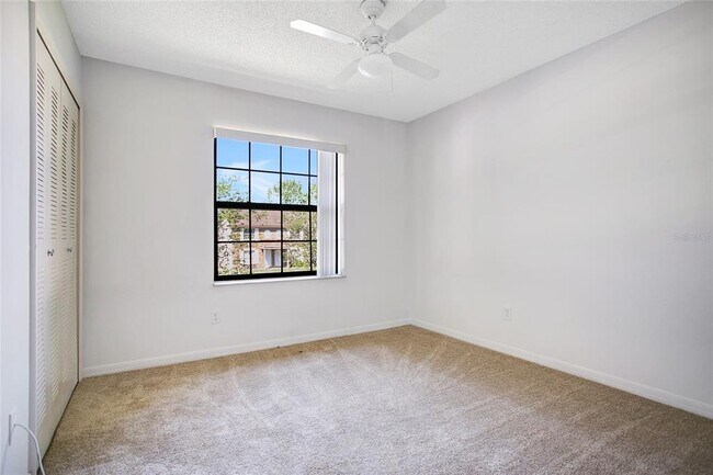 Building Photo - 2721 Gray Fox Ln